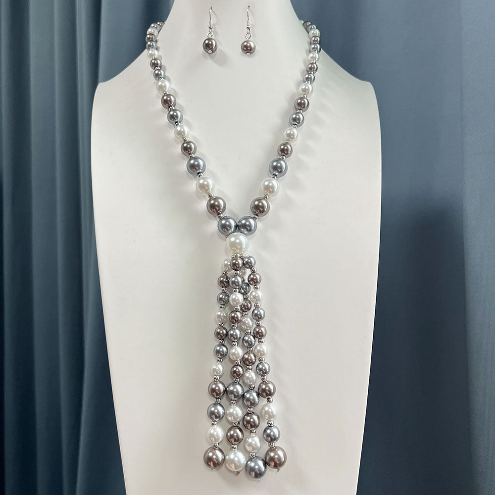 Elegant Pearl Sweater Chain Set
