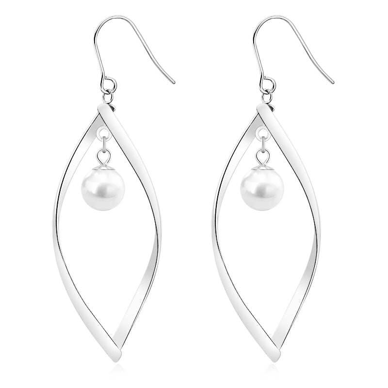 Leaf Pearl Earrings